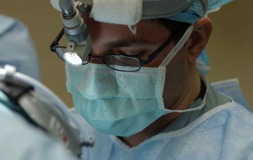 dental surgeon 3