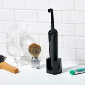 Photo Toothbrush and floss