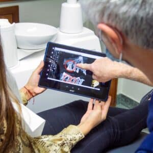 Photo Tooth decay: Bacteria attack