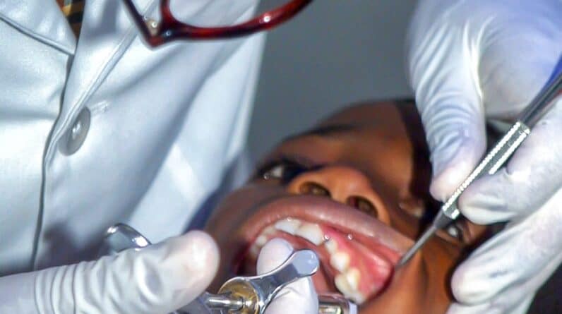 Photo "Your Guide to Finding Medicare Dentists Near You"
