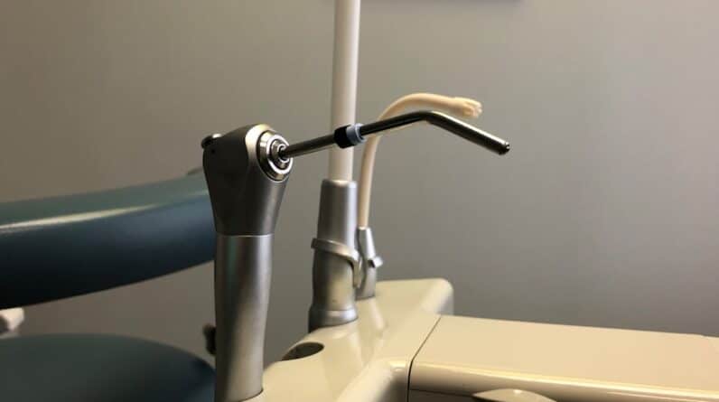 Photo Dental Hygienist