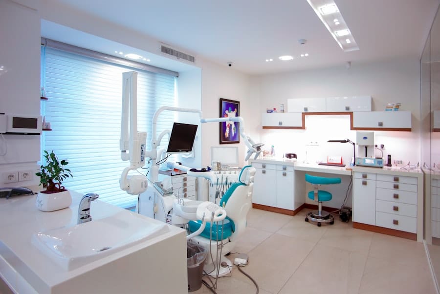 Dentist