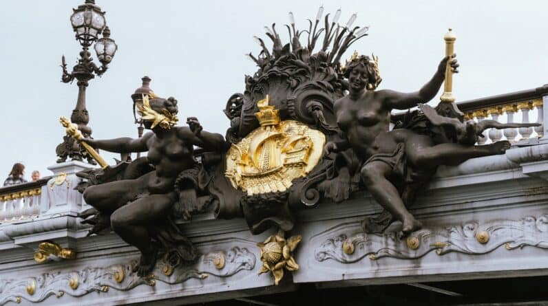 Photo Crowns and Bridges