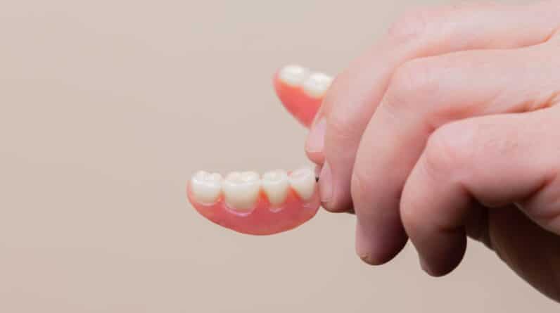 Photo Dentures